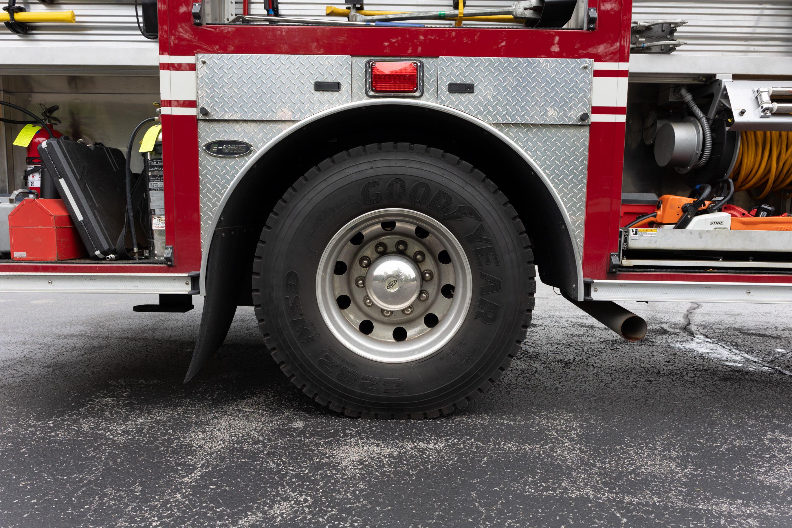2008 E-One Typhoon Pumper - image 84