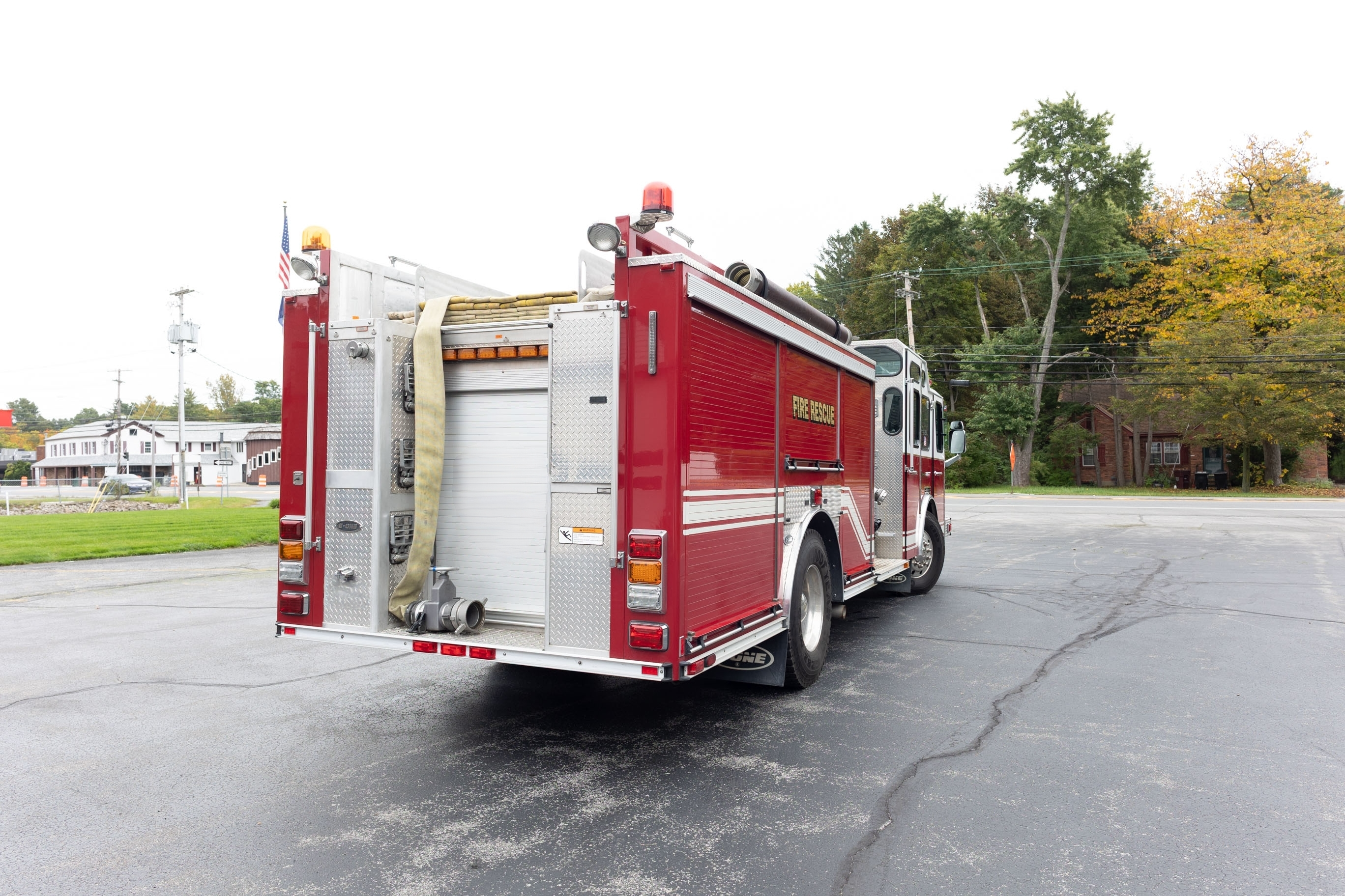 2008 E-One Typhoon Pumper - image 12