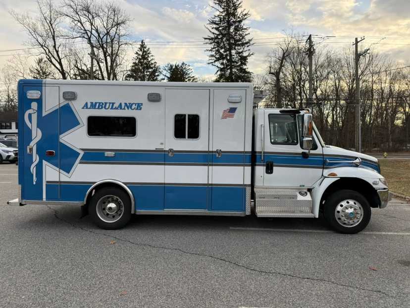2015 Horton International Type I Ambulance — photo 3