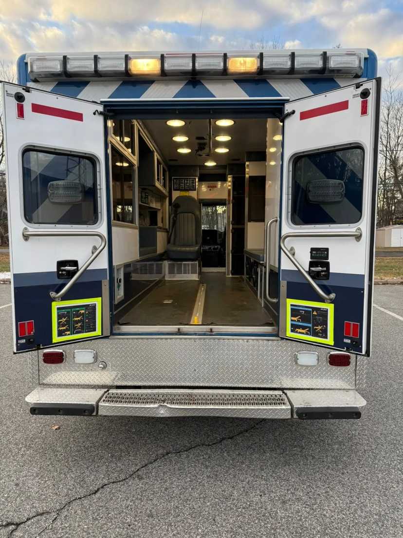 2015 Horton International Type I Ambulance — photo 5