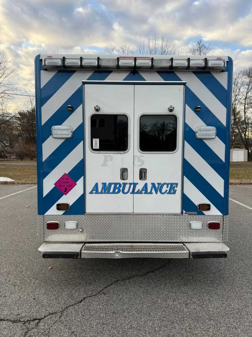 2015 Horton International Type I Ambulance — photo 4