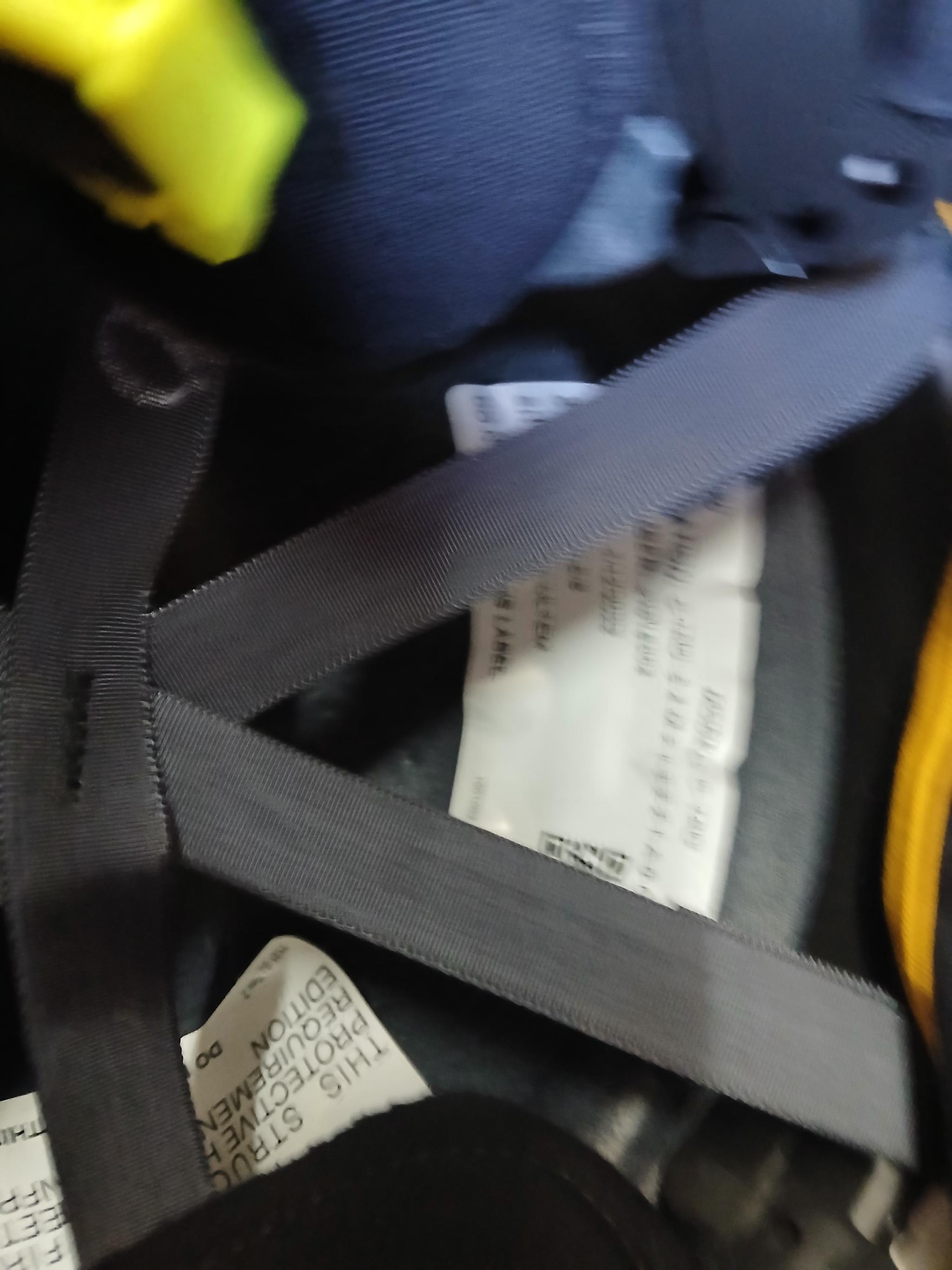 New MSA Cairs 880 Chicago white fire helmet with reflector damage minor never been used . Comes with safety safety shield included - image 3