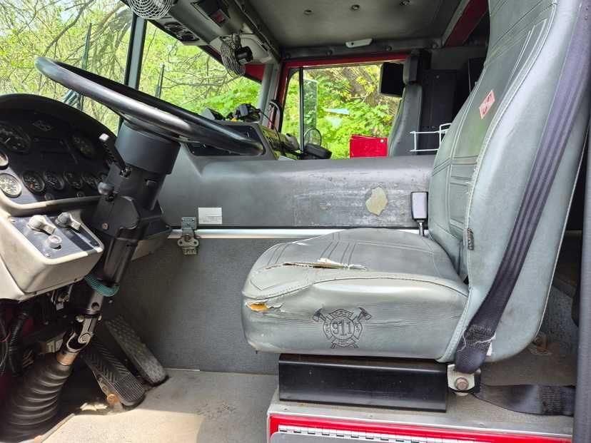 1996 Spartan 4x4 Pumper — photo 3