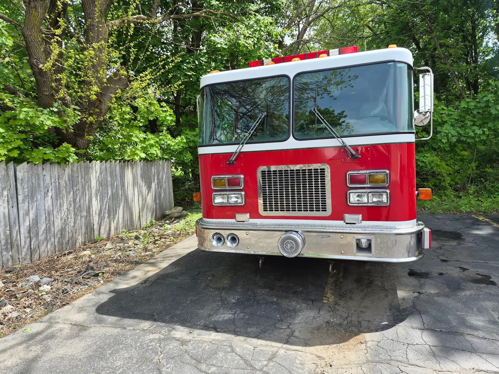 1996 Spartan 4x4 Pumper - image 1