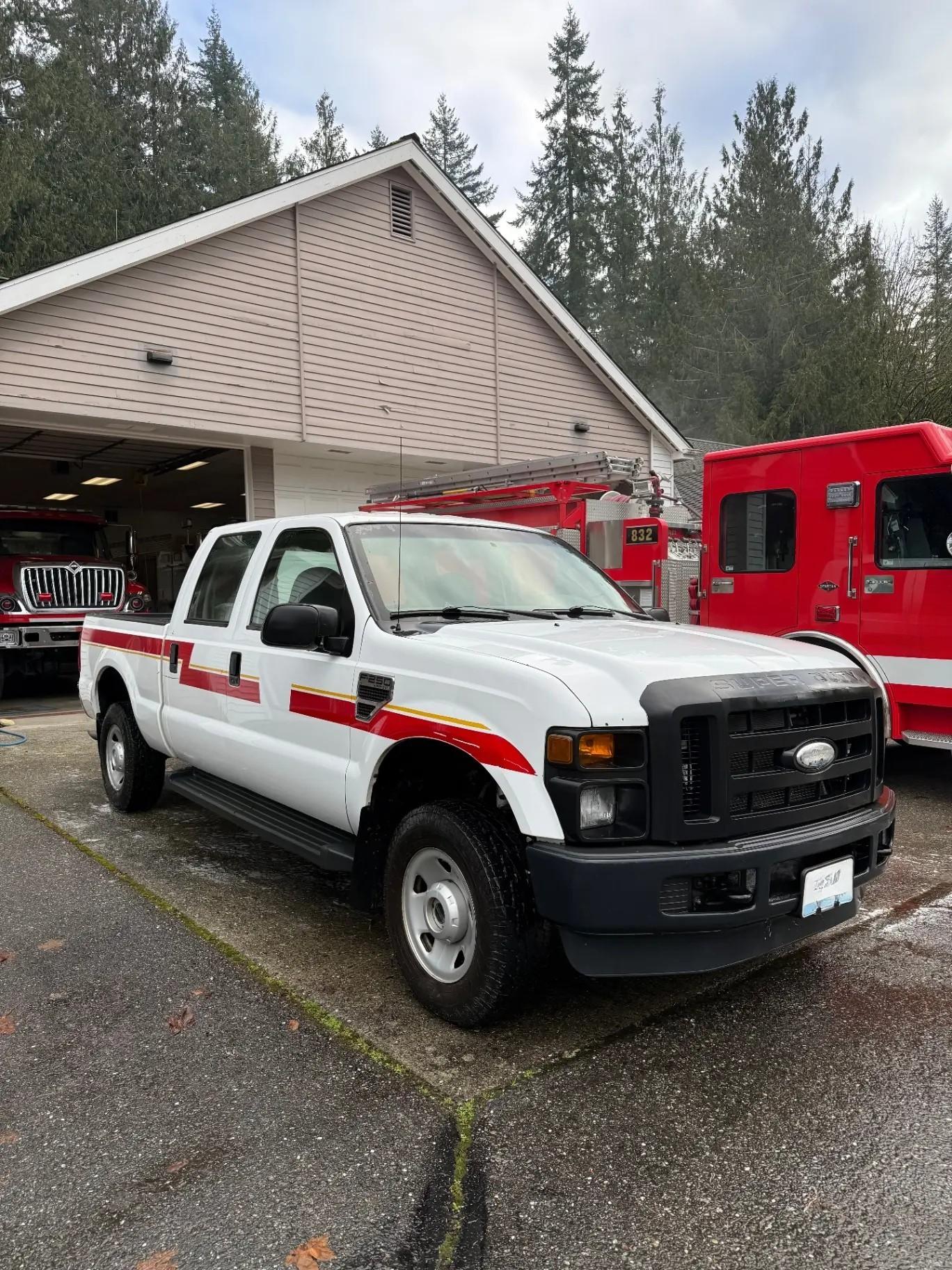 2007 Ford F250 Brush Truck - image 8