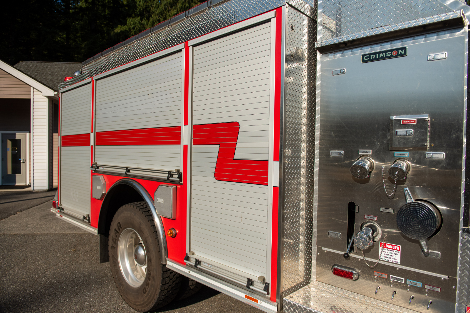 2014 Crimson International 4x4 Pumper - image 30