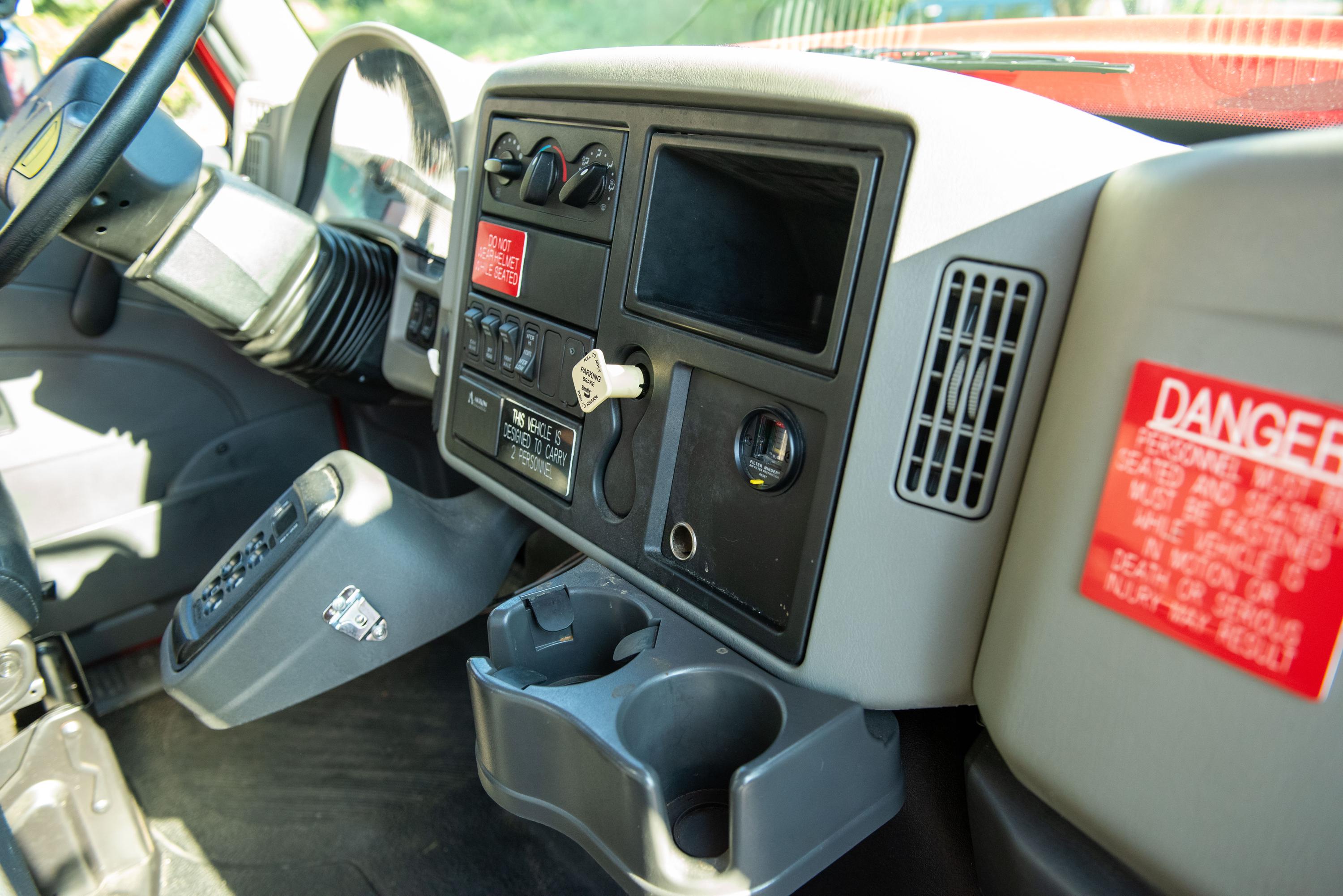 2014 Crimson International 4x4 Pumper - image 105