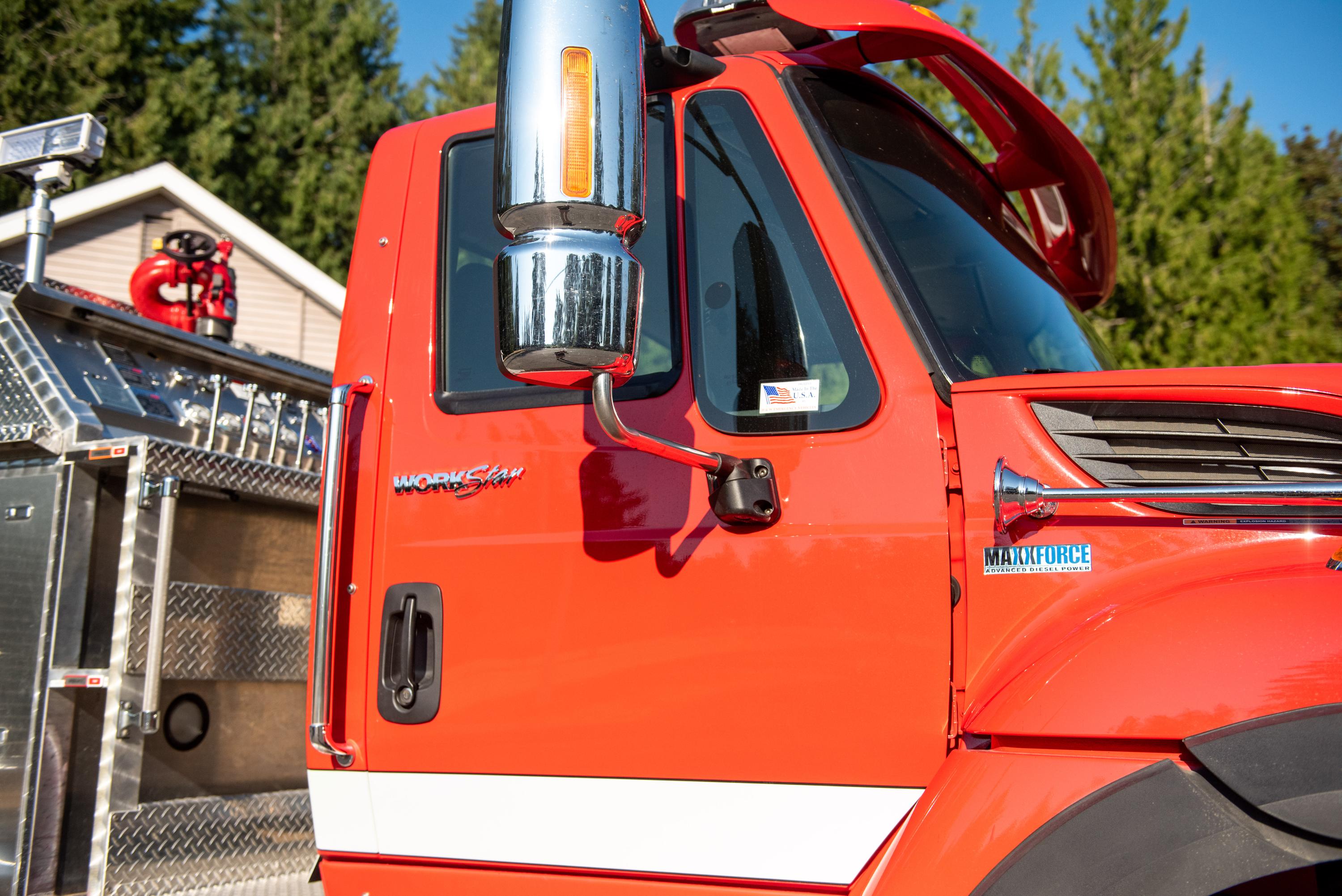 2014 Crimson International 4x4 Pumper - image 9