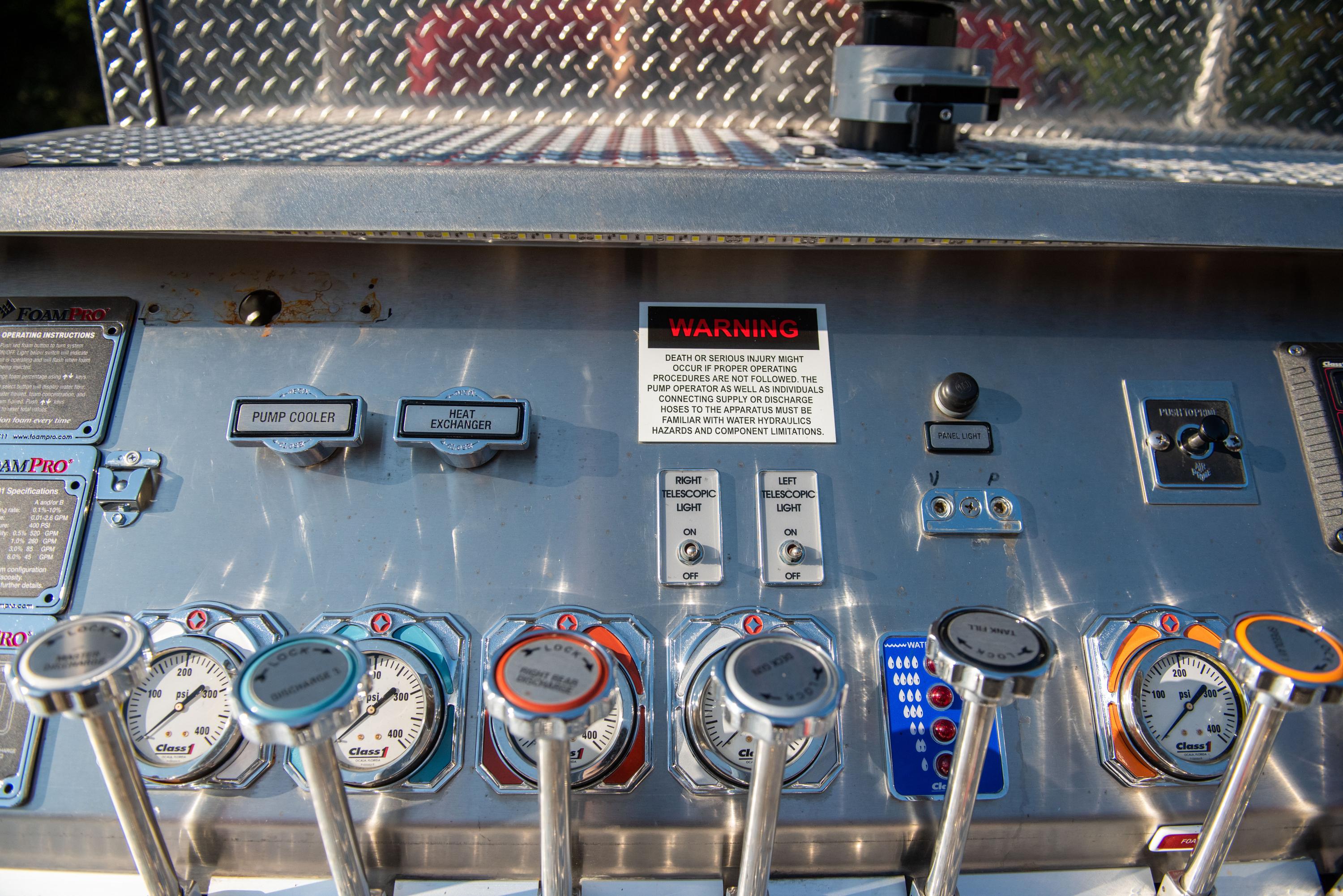 2014 Crimson International 4x4 Pumper - image 70