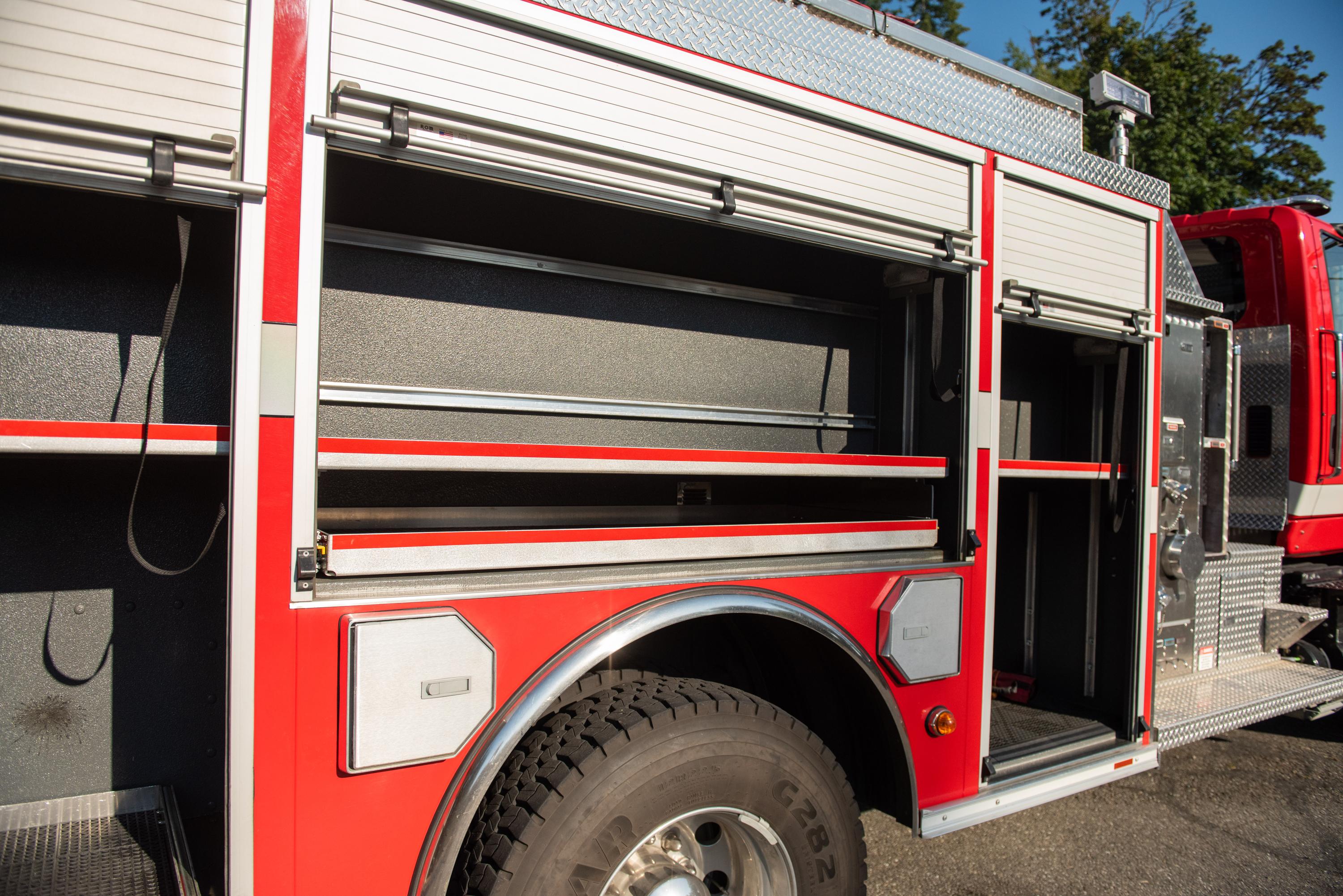 2014 Crimson International 4x4 Pumper - image 35