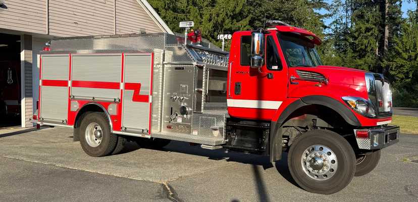 2014 Crimson International 4x4 Pumper