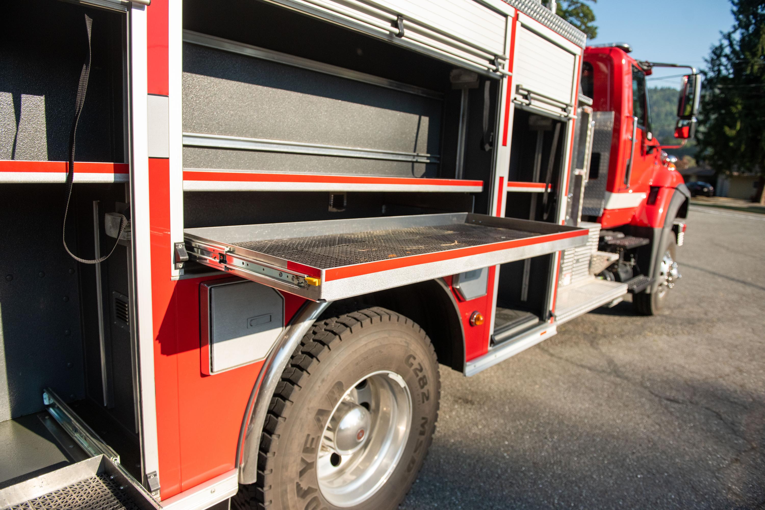 2014 Crimson International 4x4 Pumper - image 38