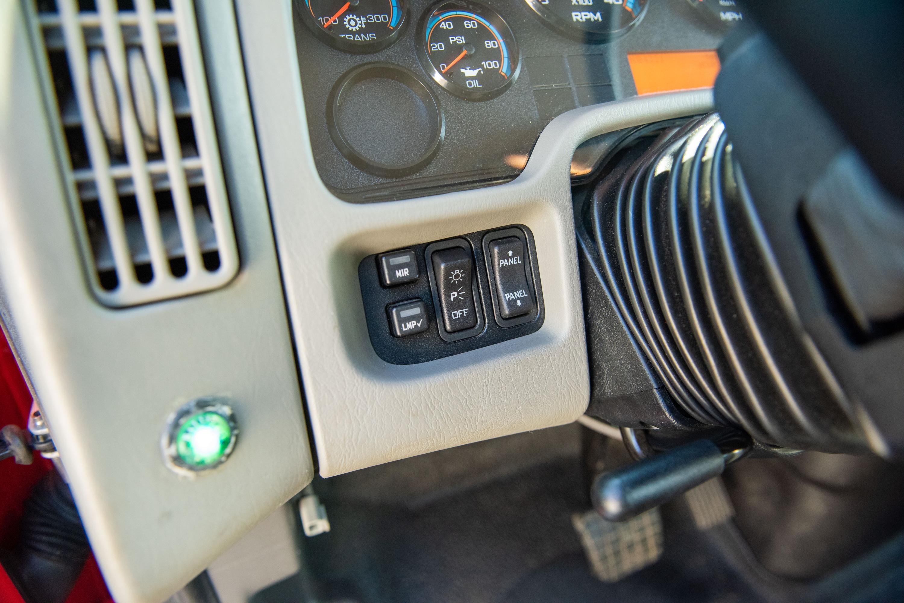 2014 Crimson International 4x4 Pumper - image 19