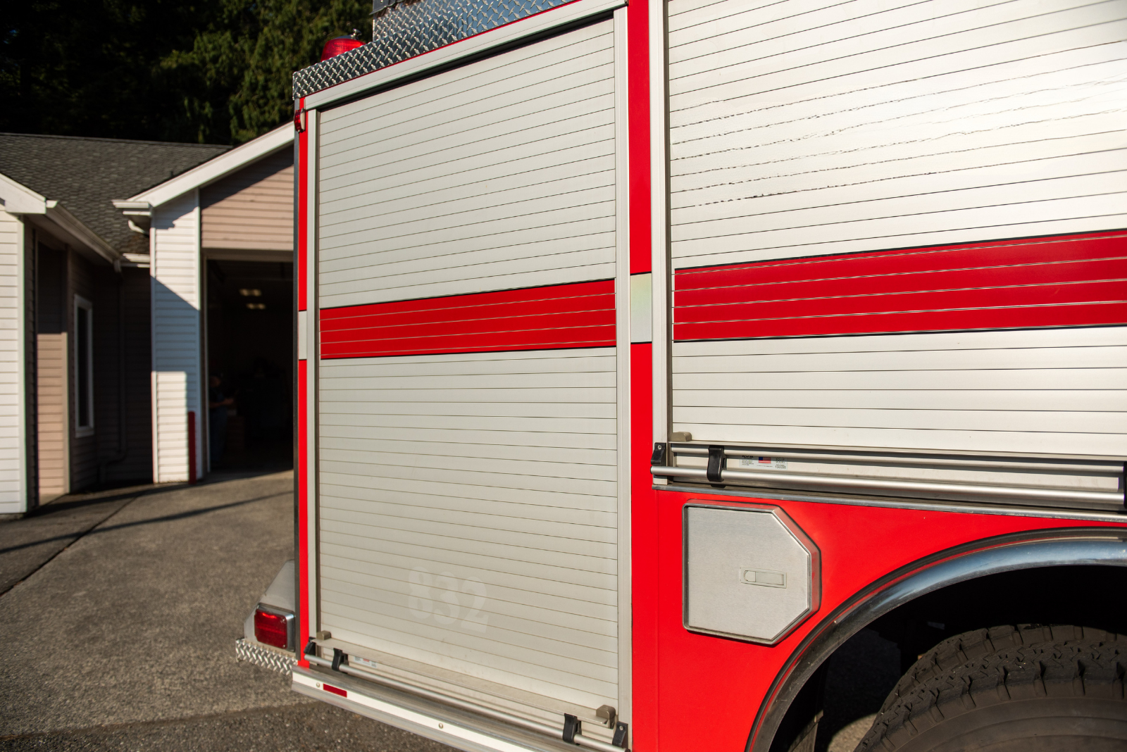 2014 Crimson International 4x4 Pumper - image 26