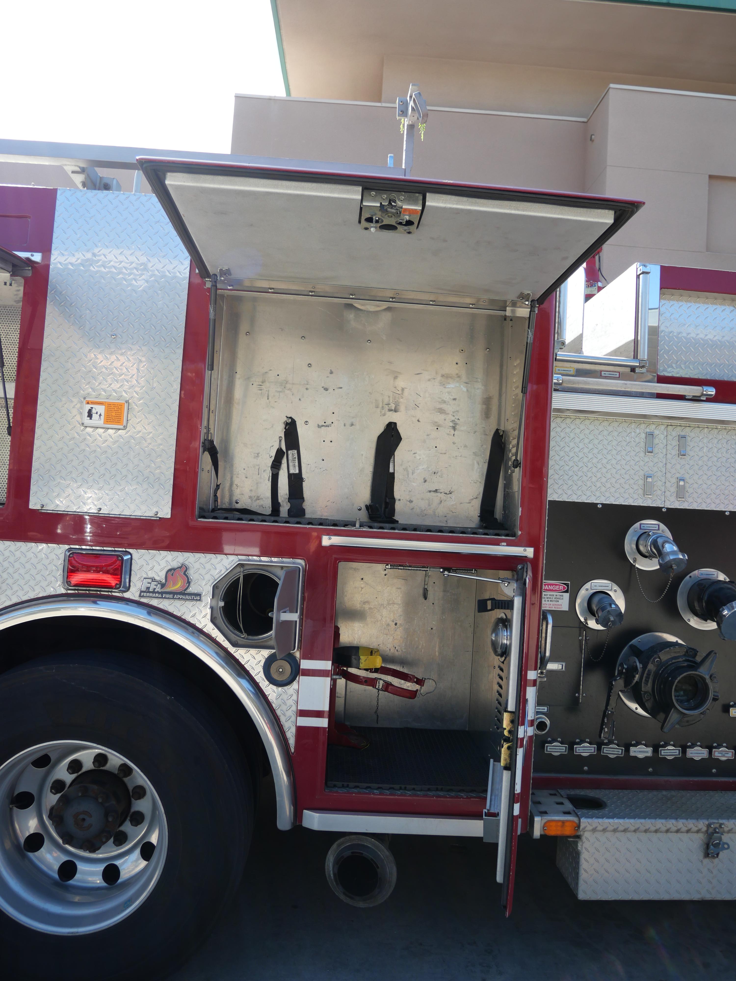 2003 Ferrara Pumper - image 25