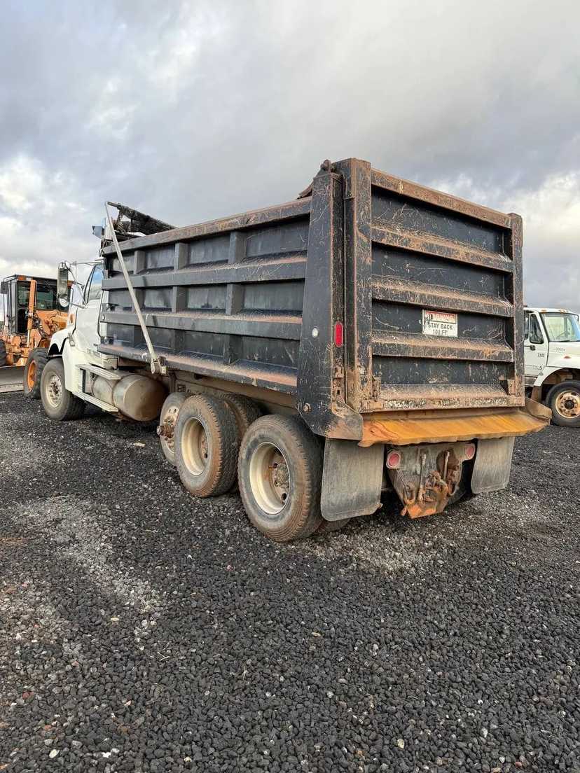 1999 Sterling LT9500 Dump Truck — photo 5