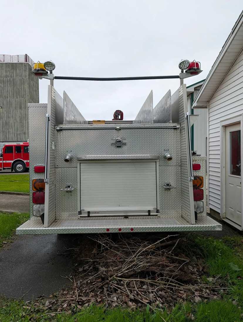 2000 American LaFrance Metropolitan Pumper — photo 4