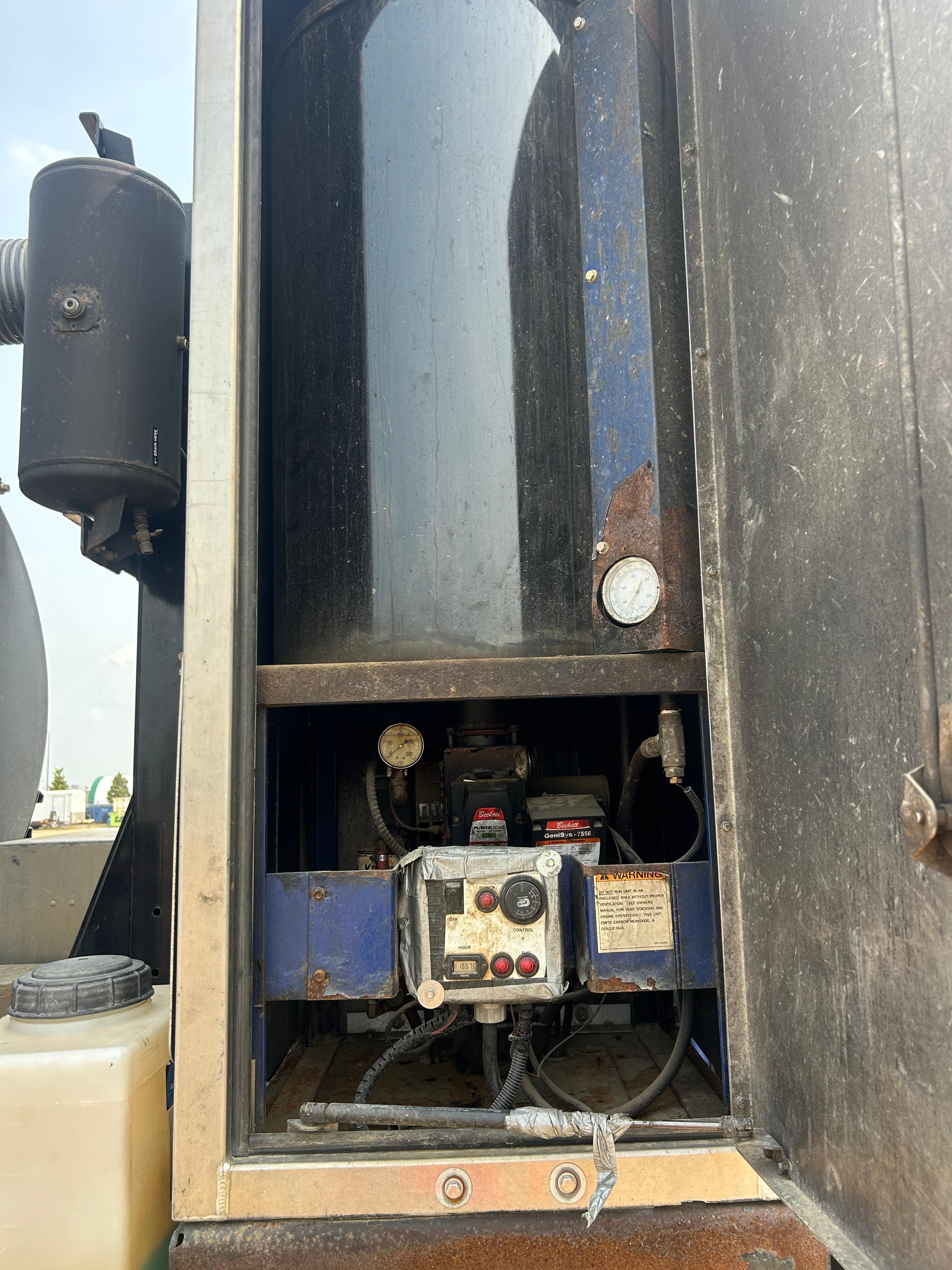 2016 Western Star Vactor Hydrovac - image 11