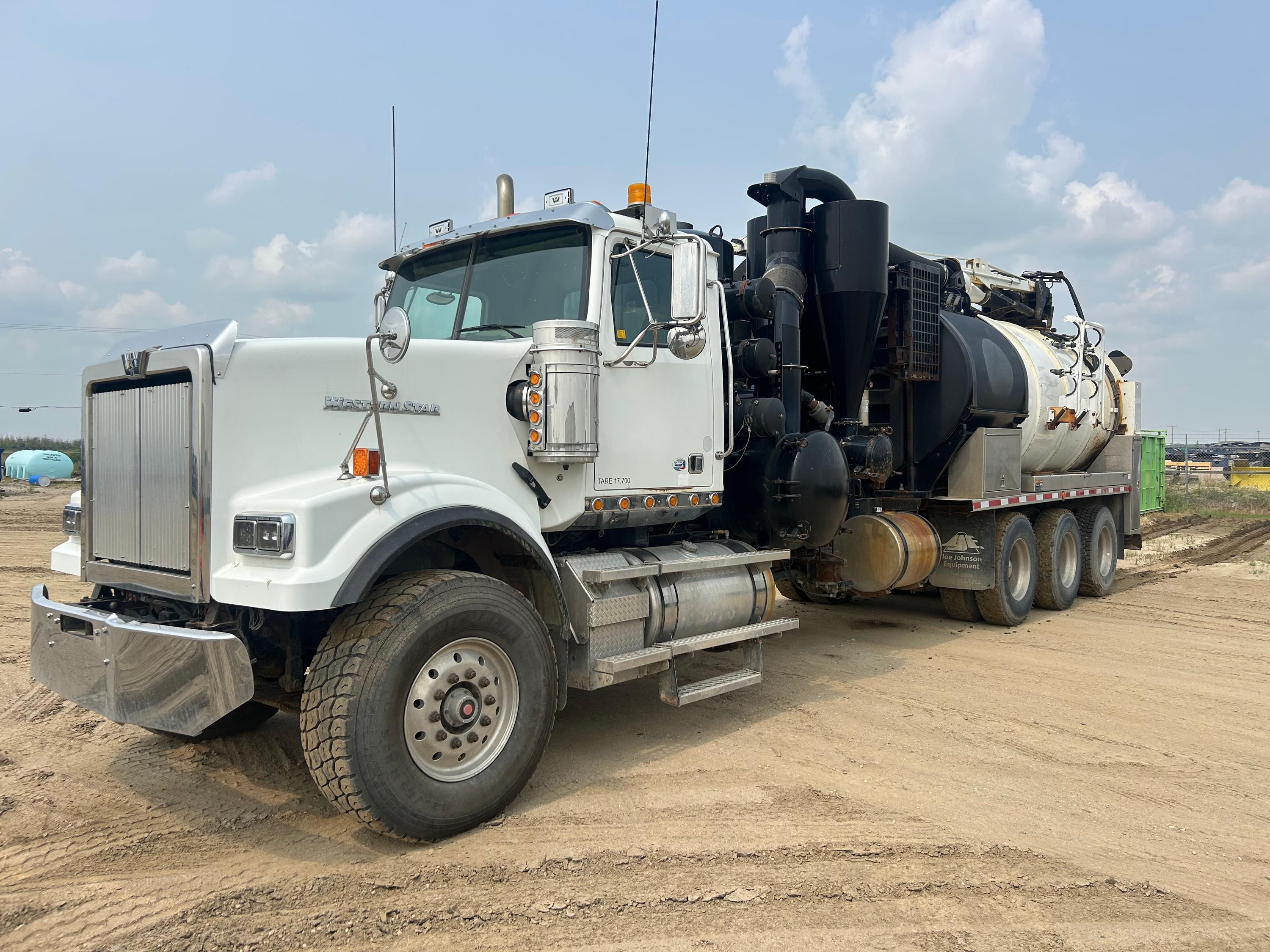 2012 Western Star Vactor Hydrovac - image 1