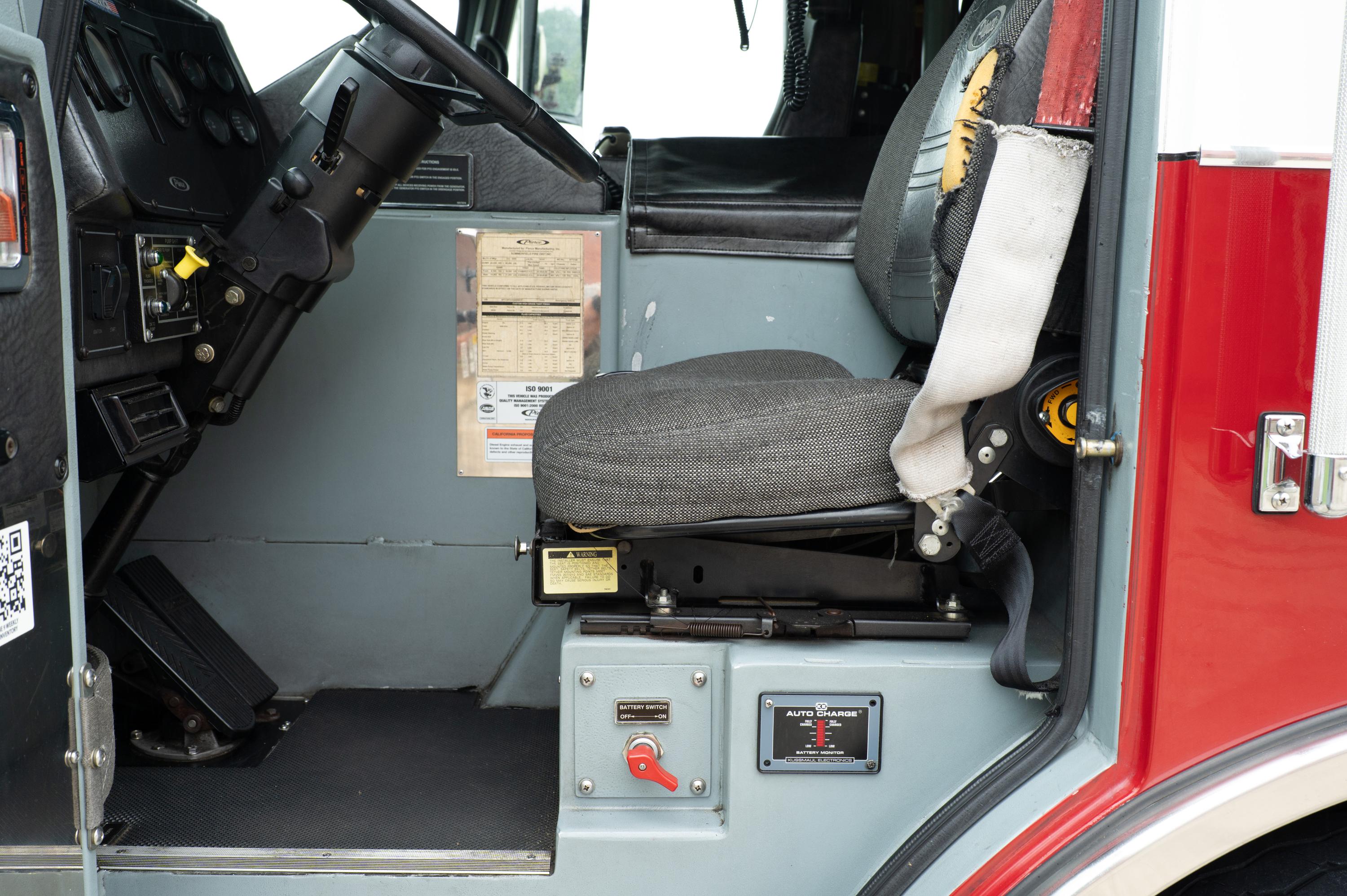 2006 Pierce 61' Telesquirt 61' Aerial - image 90