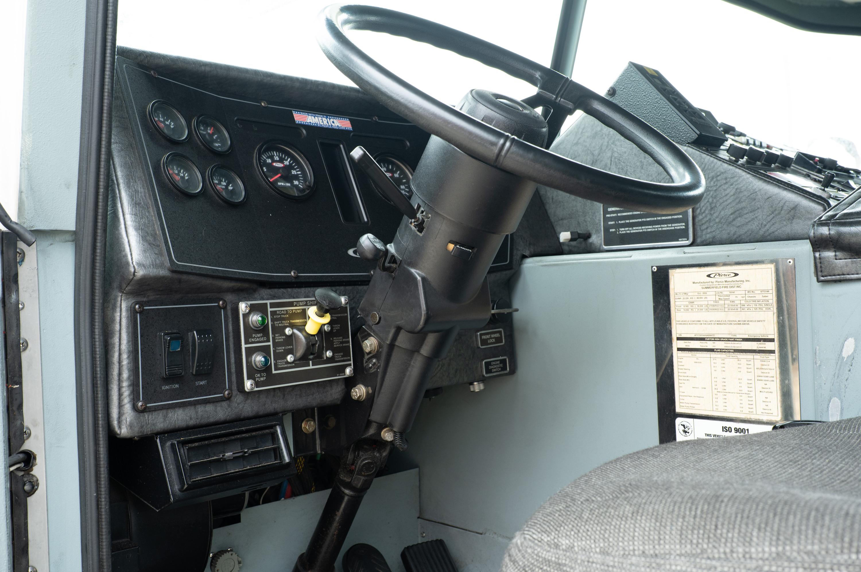 2006 Pierce 61' Telesquirt 61' Aerial - image 93