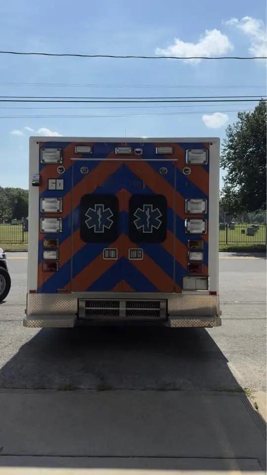 2010 Road Rescue Chevrolet Type III Ambulance - image 4