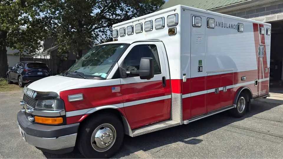 2010 Road Rescue Chevrolet Type III Ambulance