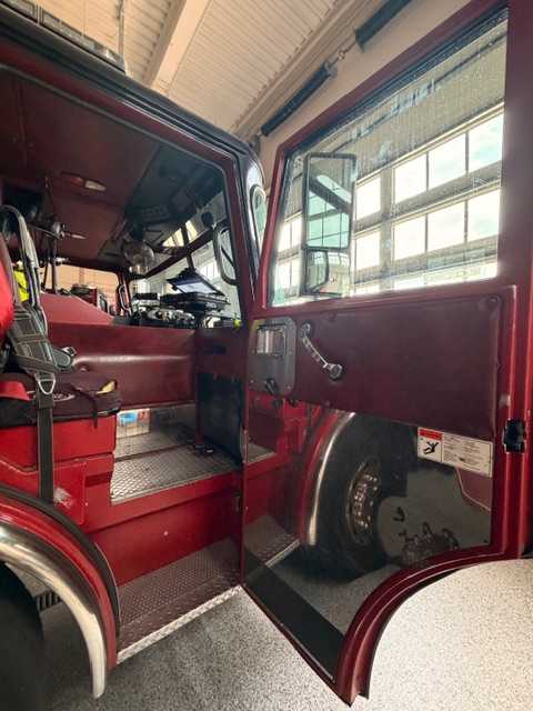 2005 Pierce Dash Pumper — photo 8