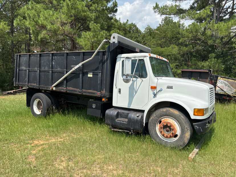 1999 International 1999 Dump Truck