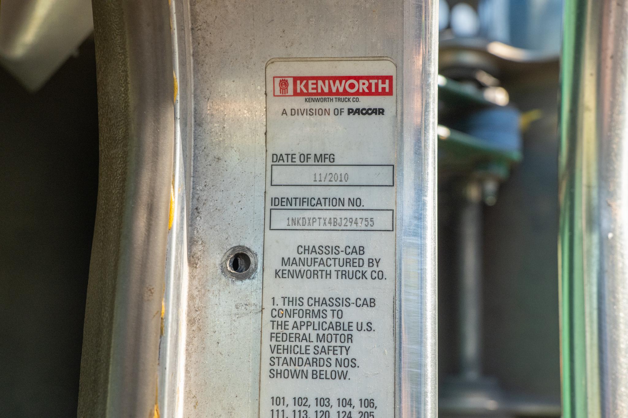2010 Kenworth T880 Roll-Off - image 47
