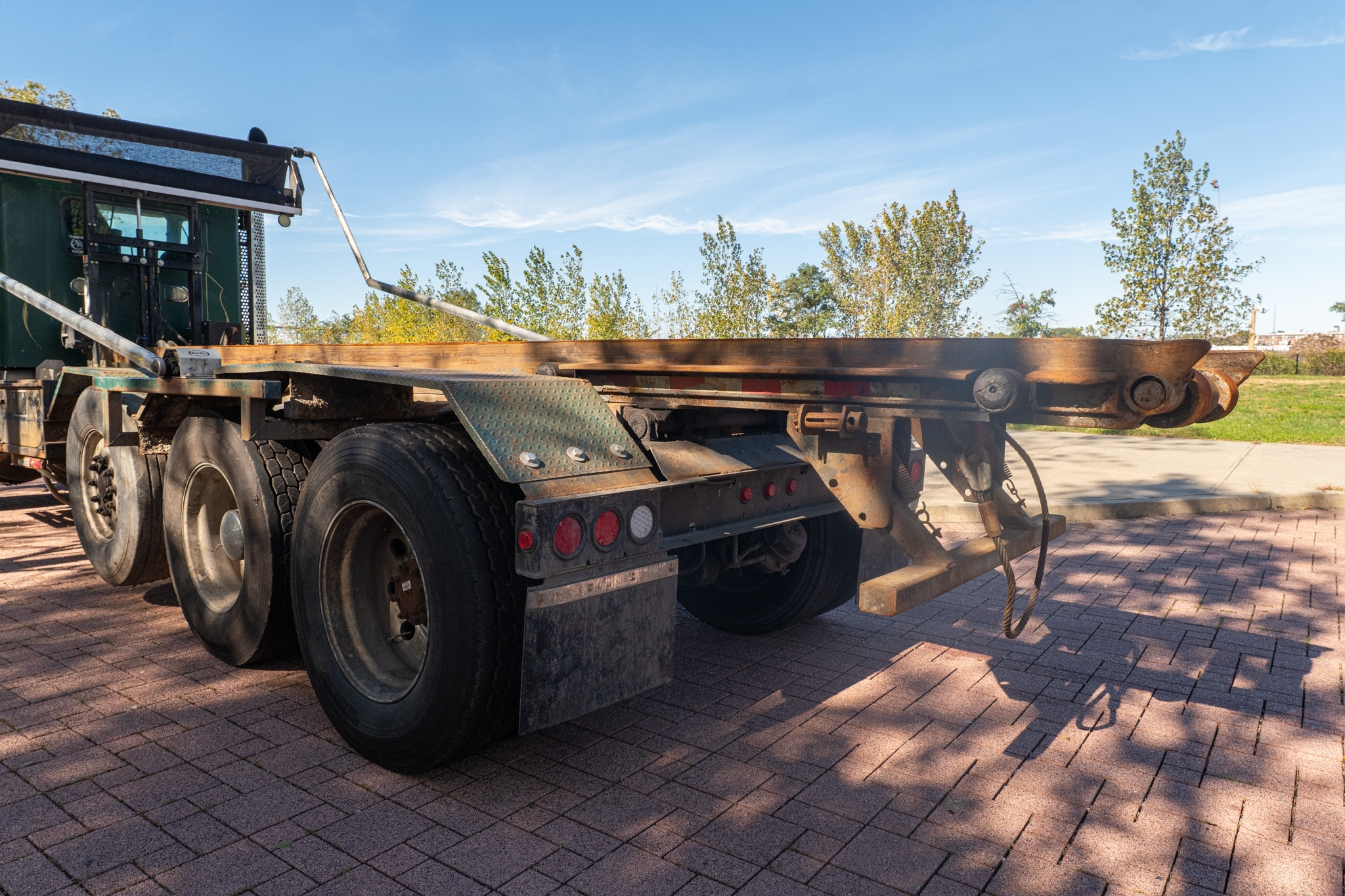 2010 Kenworth T880 Roll-Off - image 49