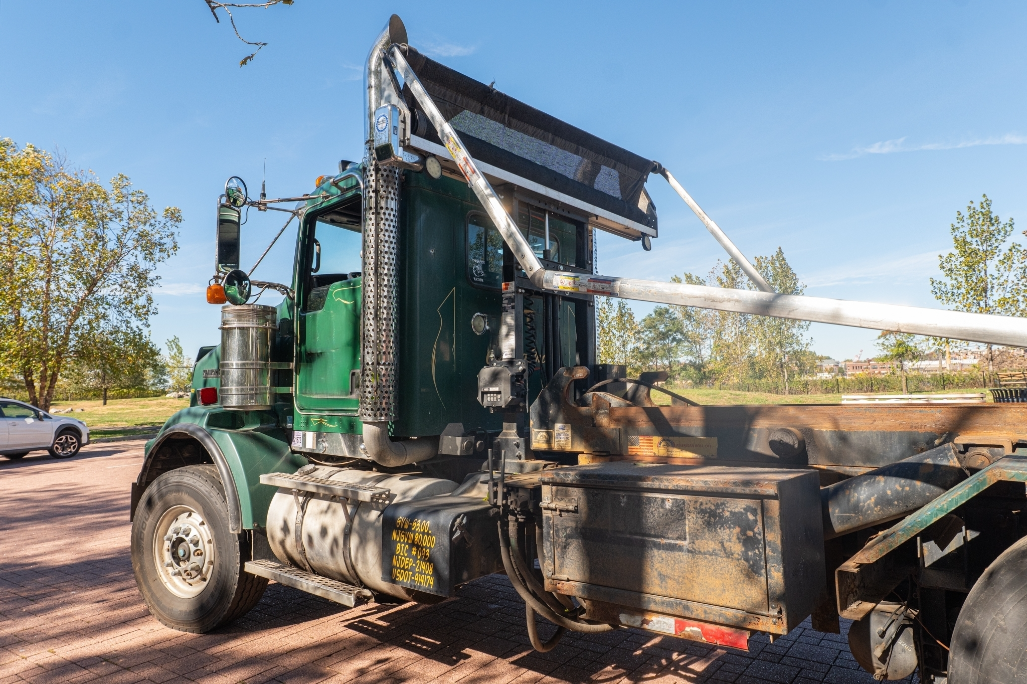 2010 Kenworth T880 Roll-Off - image 48