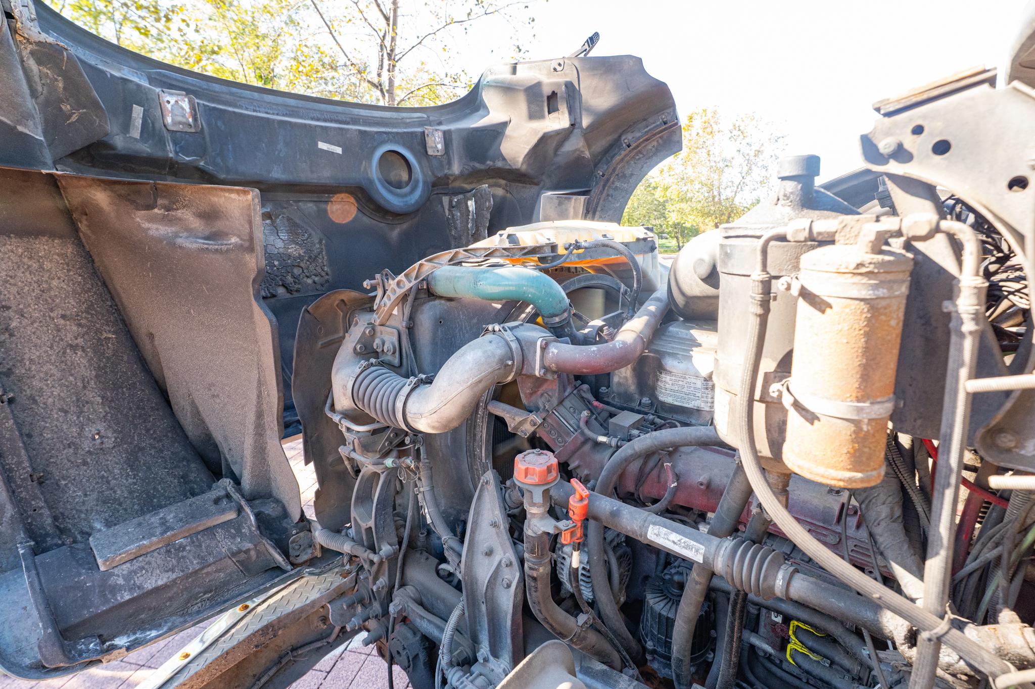 2012 Mack Roll-Off - image 35