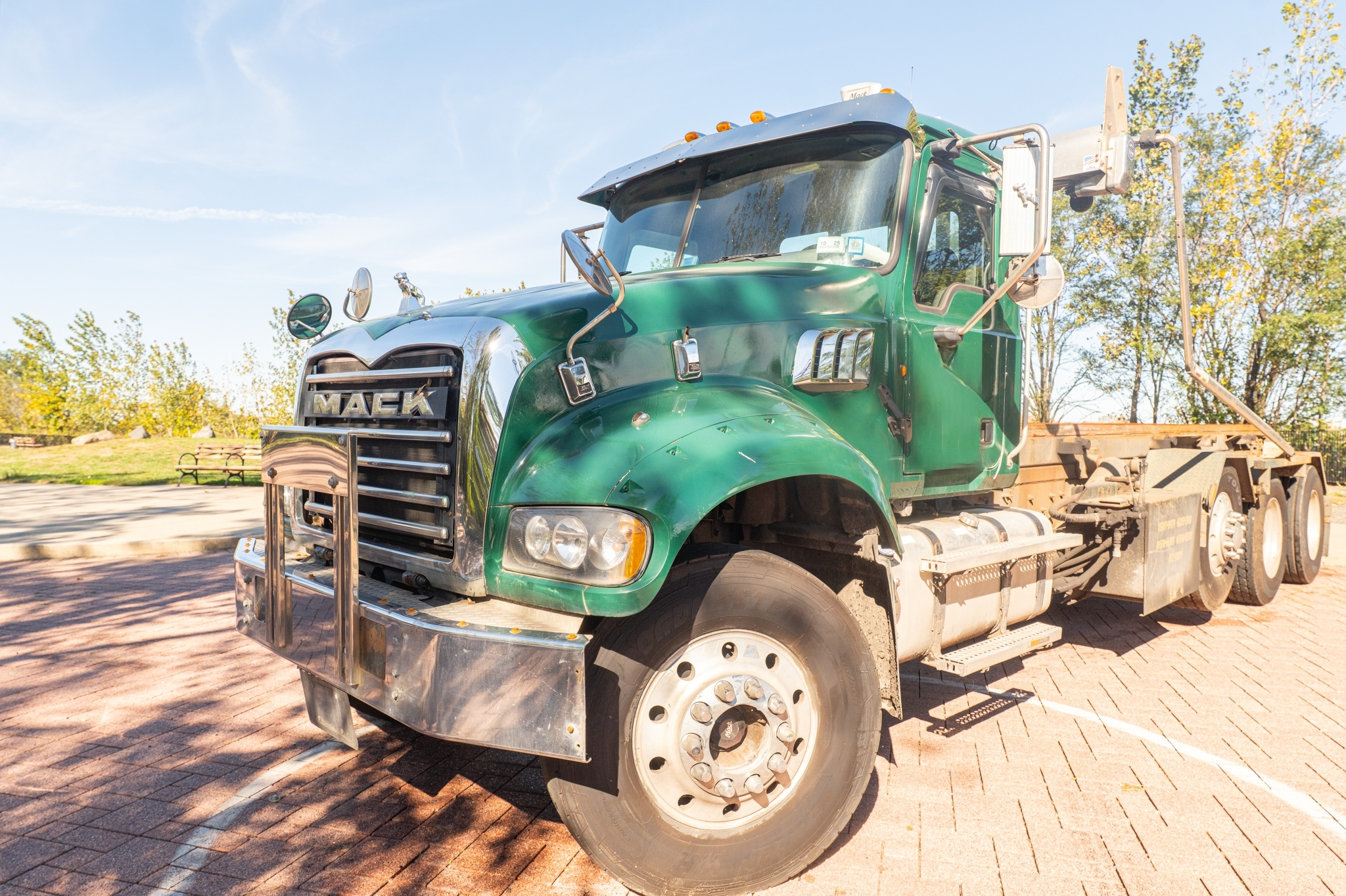 2012 Mack Roll-Off - image 3