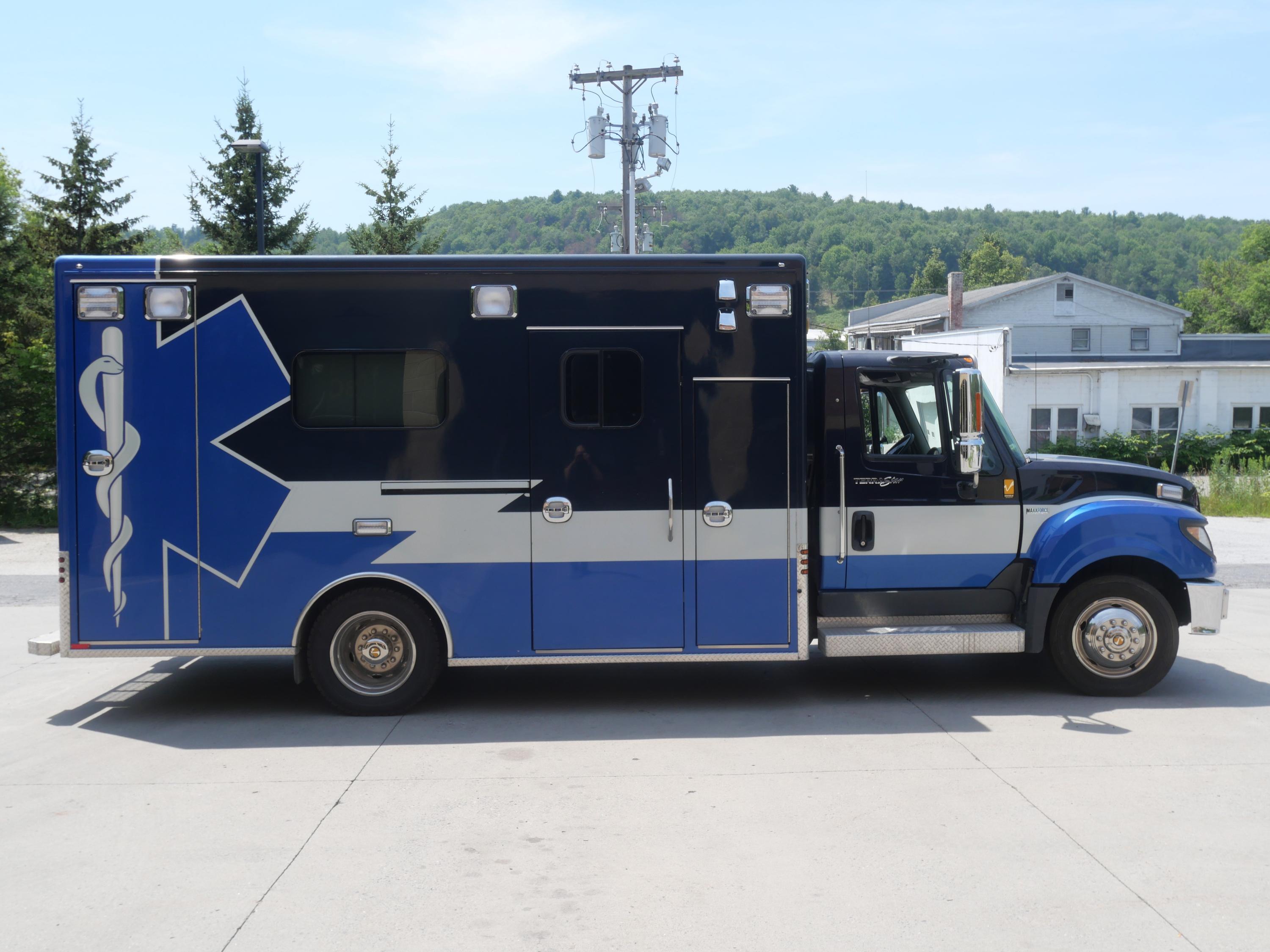 2012 International Terrastar Type I - image 6