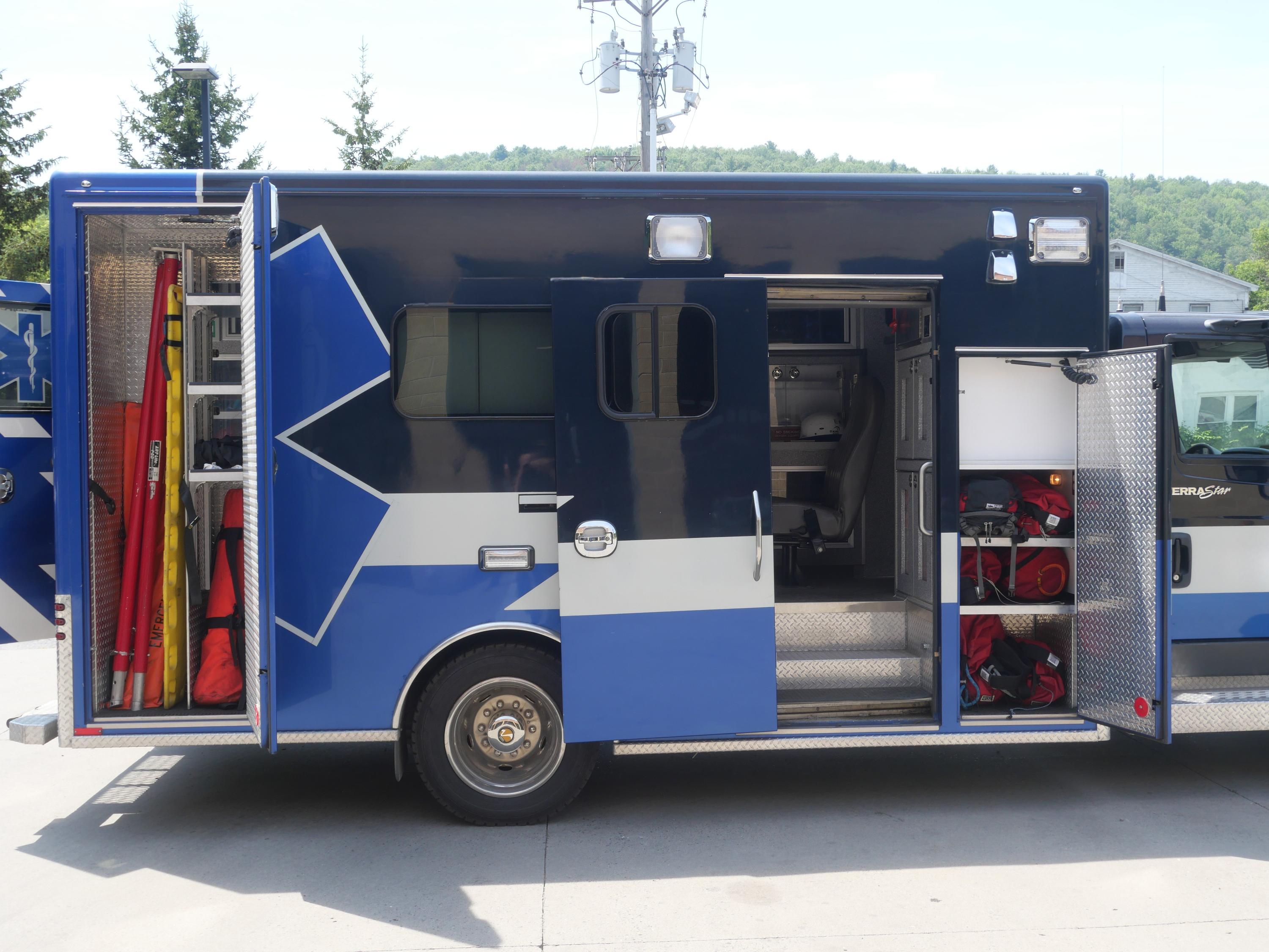 2012 International Terrastar Type I - image 12