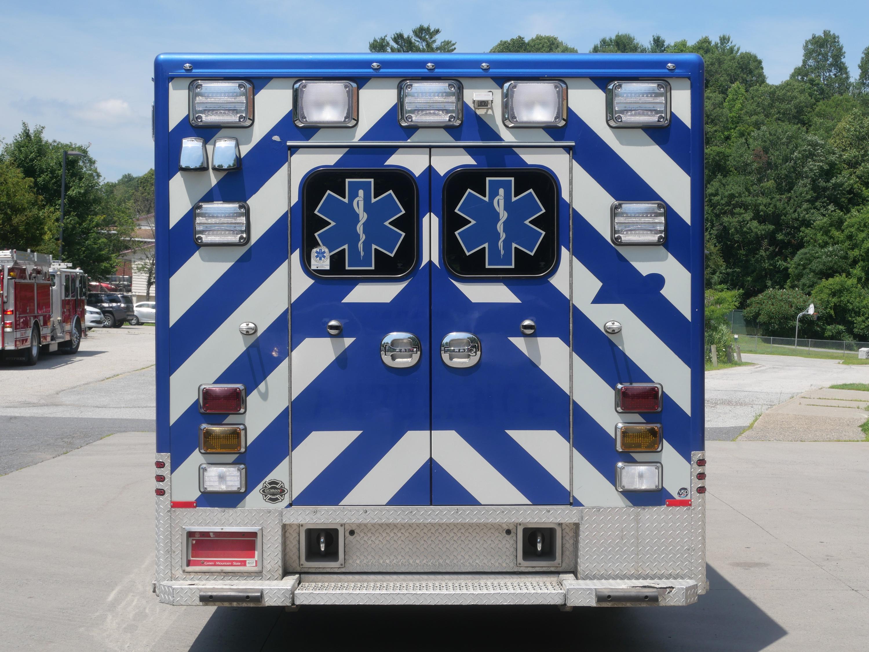 2012 International Terrastar Type I - image 4