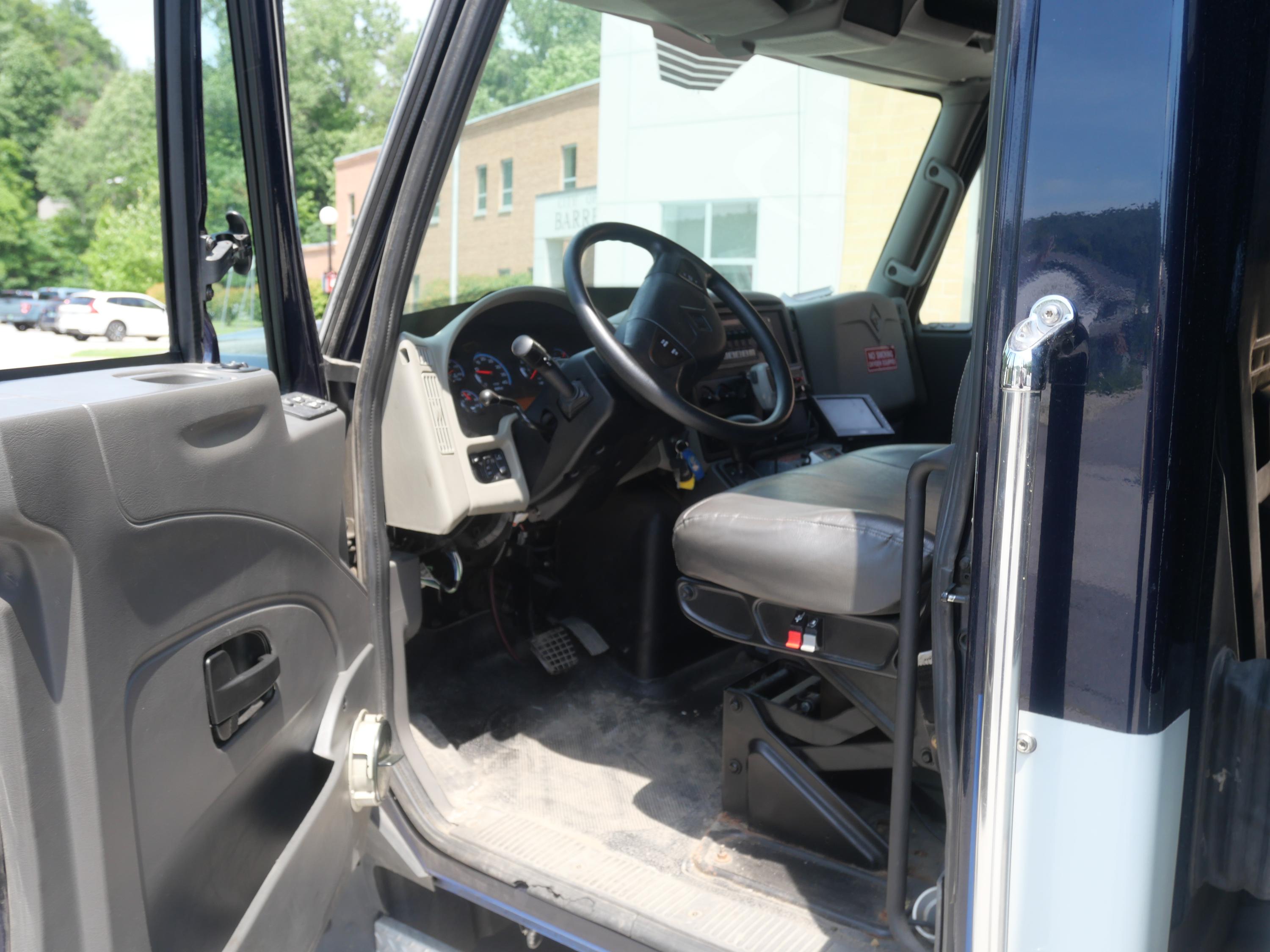 2012 International Terrastar Type I - image 19