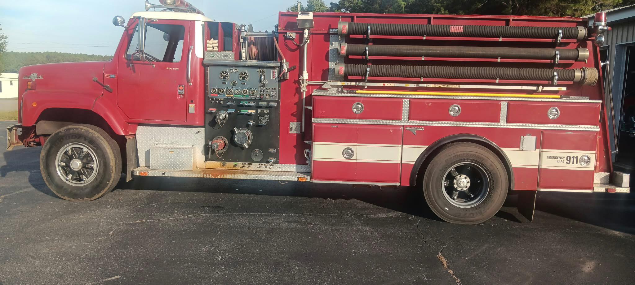 1987 Grumman International Pumper Tanker - image 2