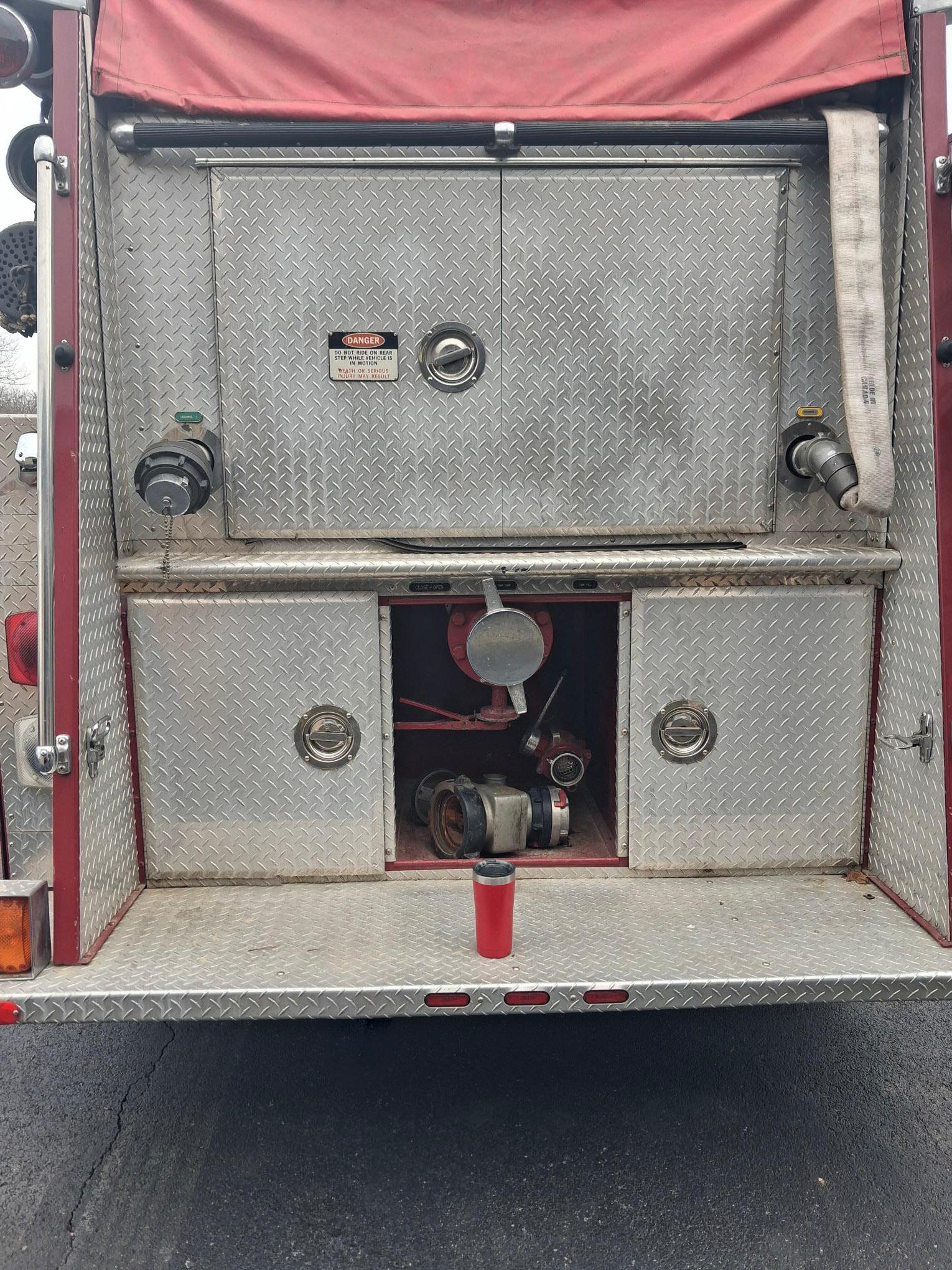 1987 Grumman International Pumper Tanker - image 4