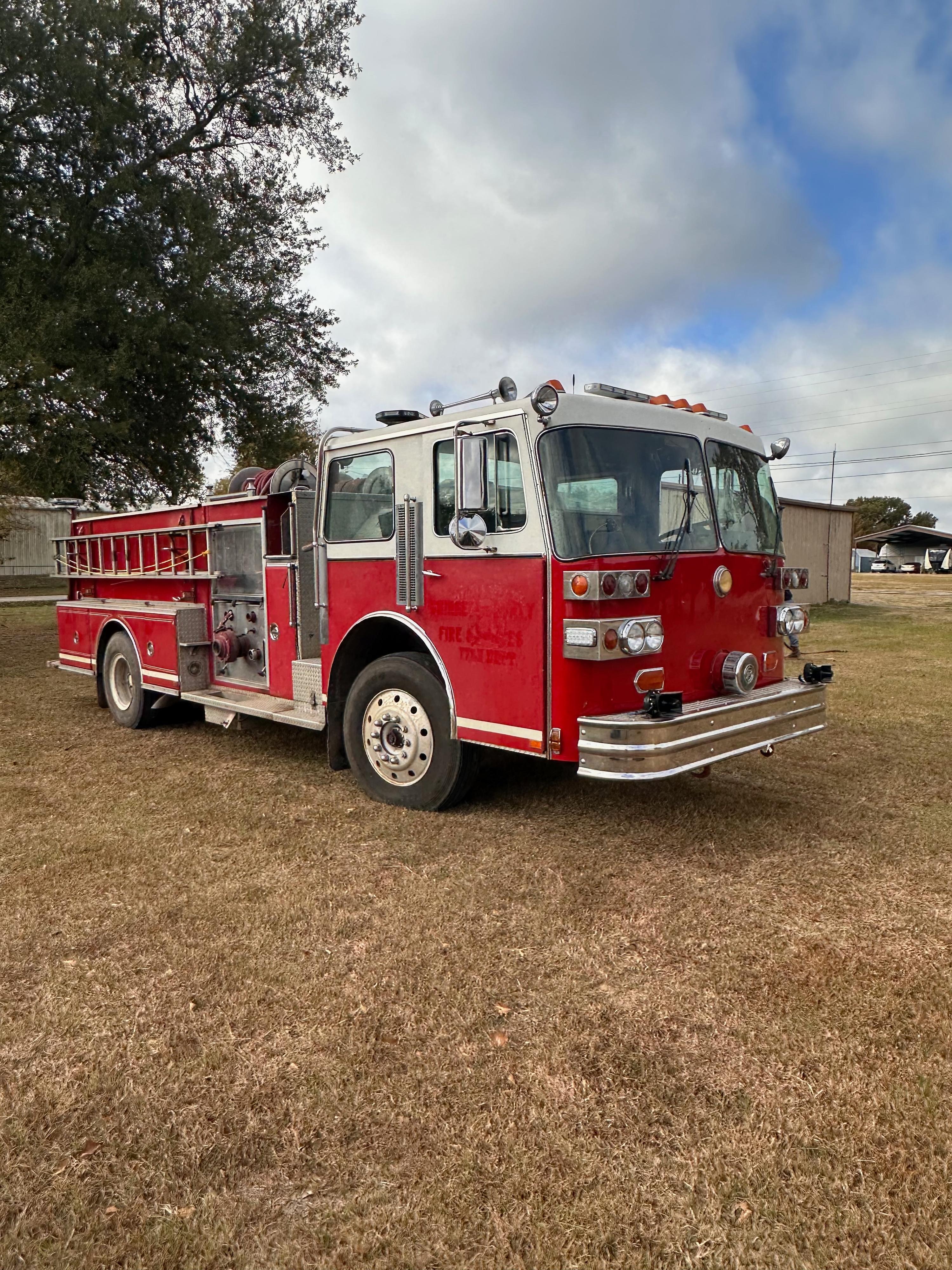 1986 Sutphen Pumper - image 11
