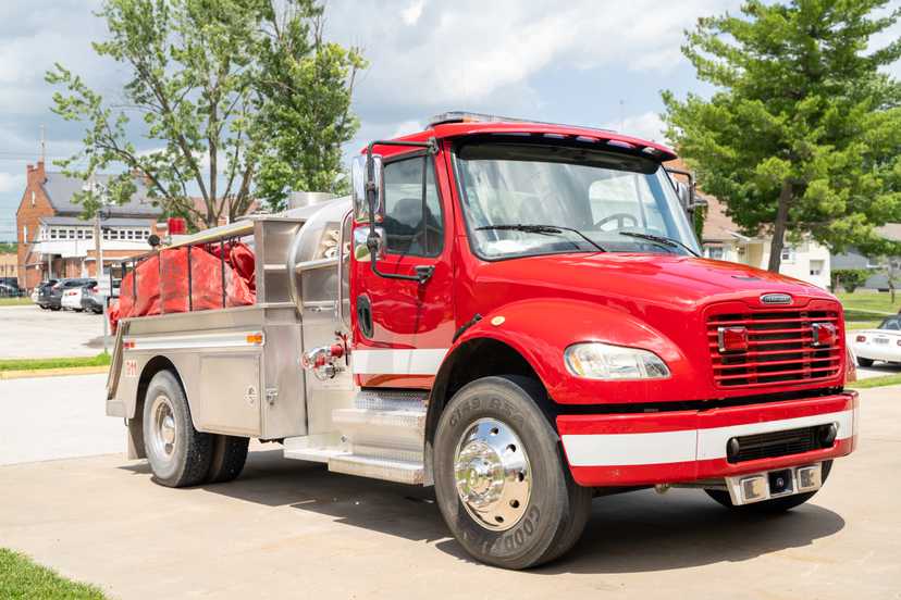2004 Semo Freightliner Pumper Tanker — photo 2
