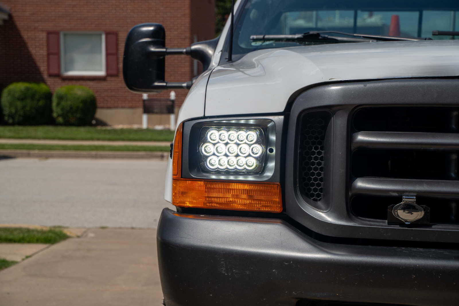 2000 Ford F-250 Utility Truck - image 11