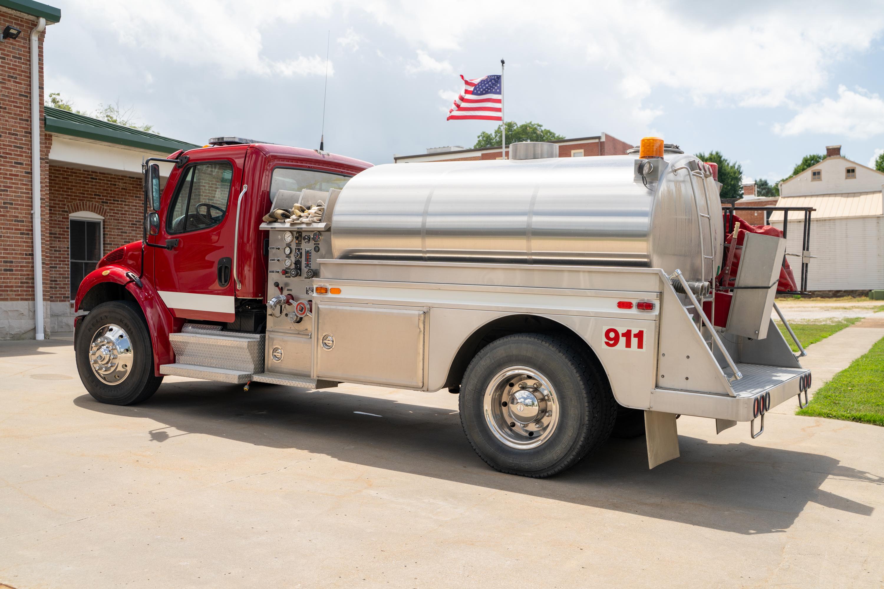 2004 Semo Freightliner Pumper Tanker - image 6