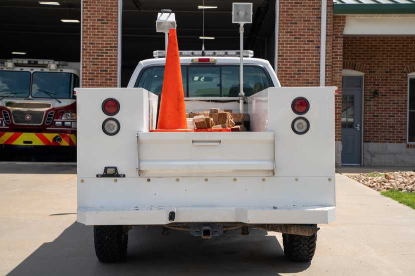 2000 Ford F-250 Utility Truck — photo 5