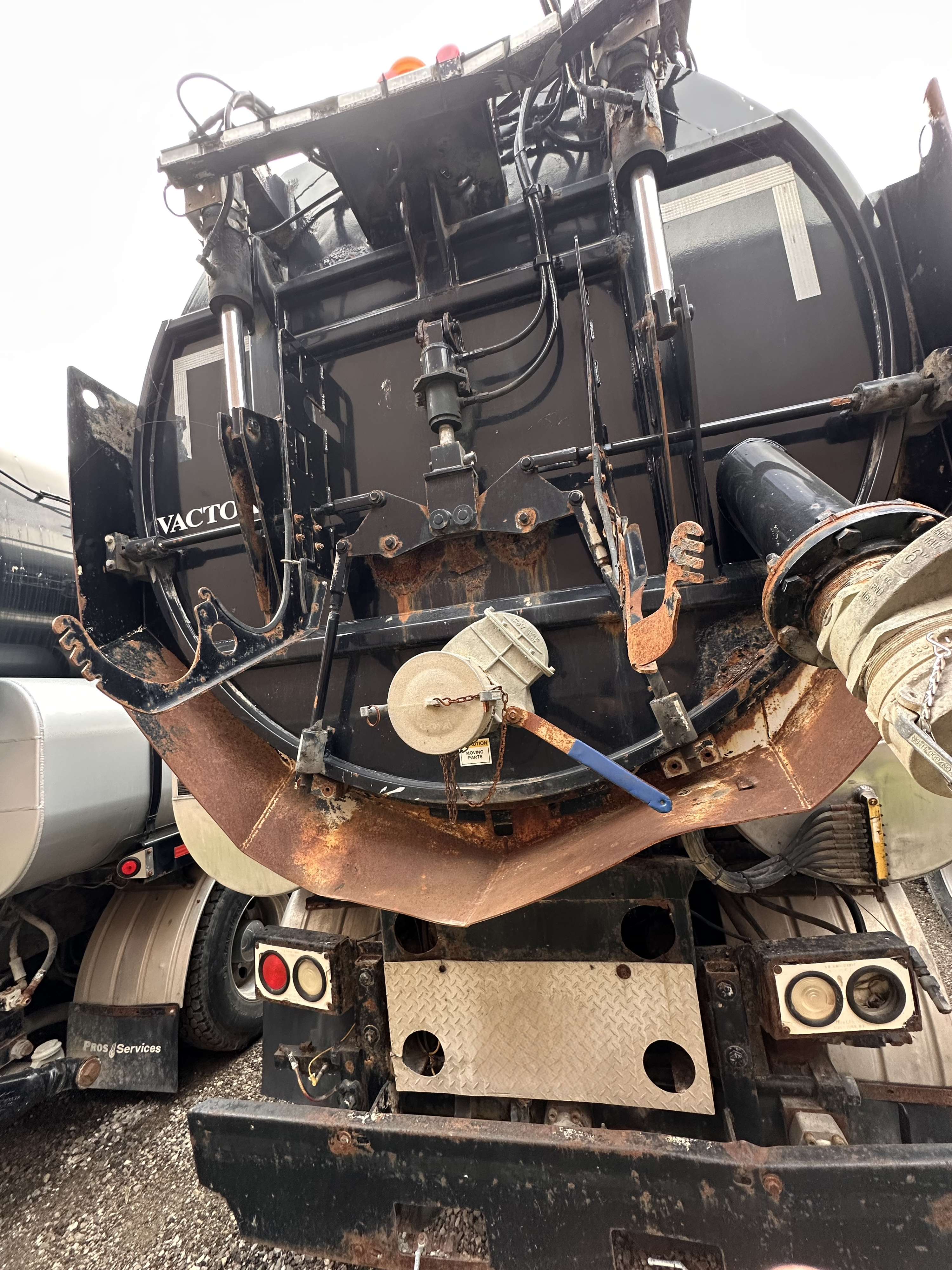 2006 Kenworth Vactor Combination - image 9