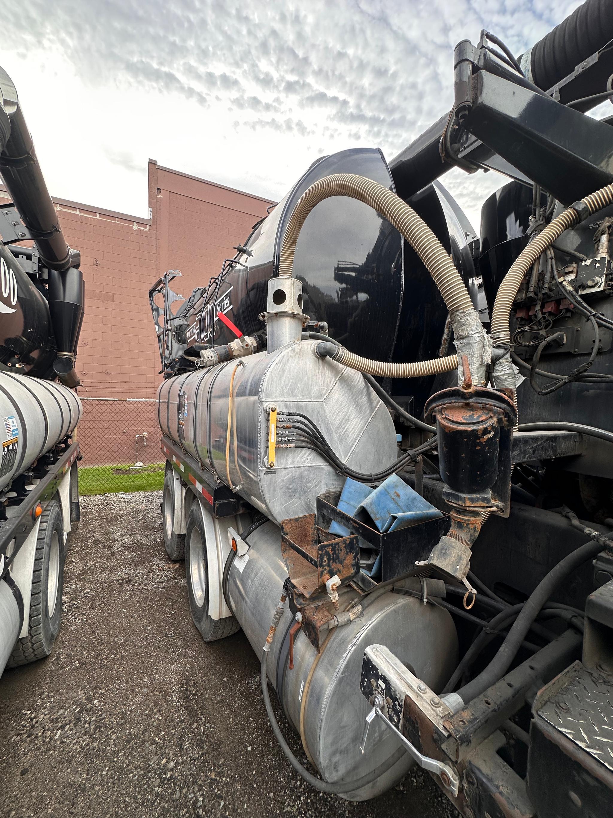 2006 Kenworth Vactor Combination - image 5