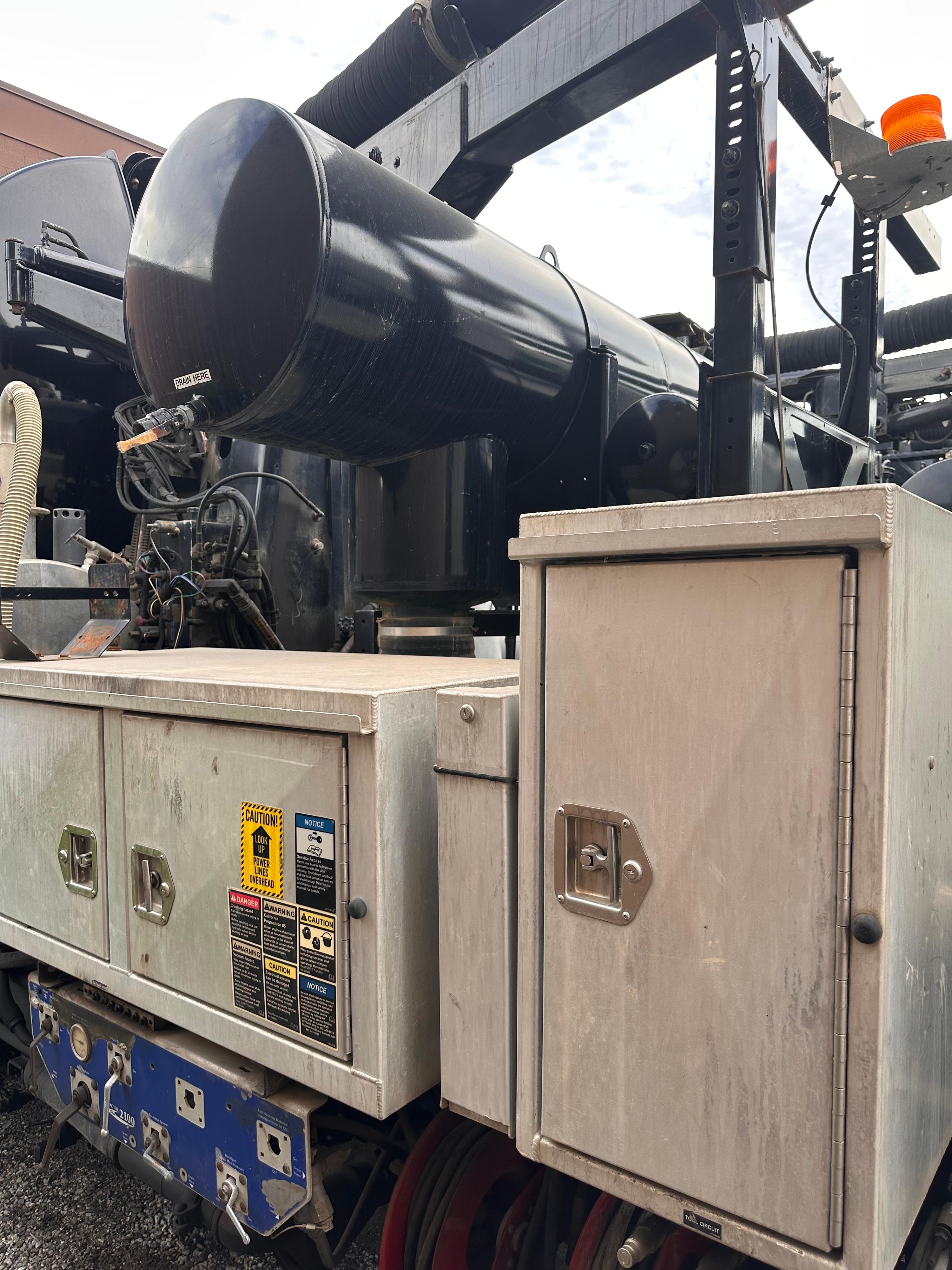2015 Kenworth Vactor Combination - image 6