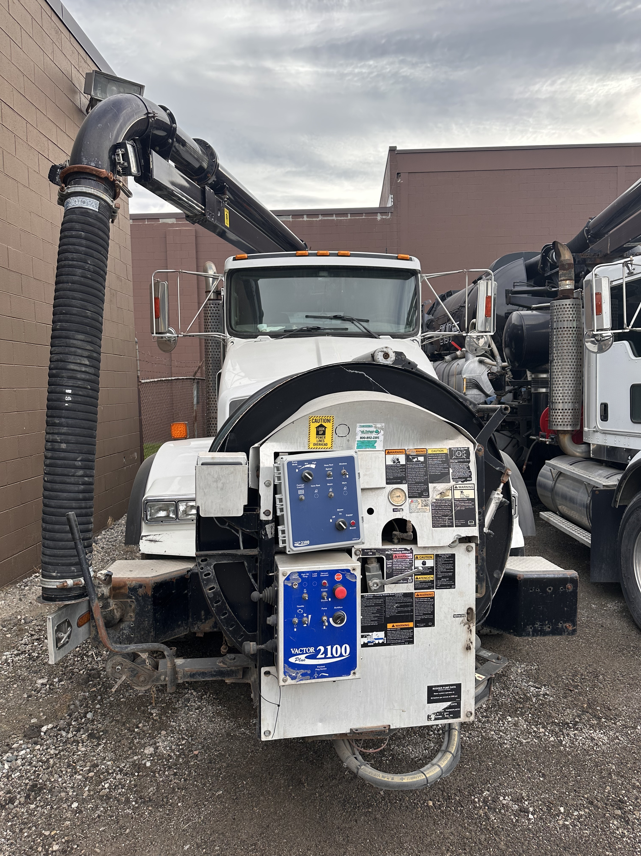 2015 Kenworth Vactor Combination - image 5