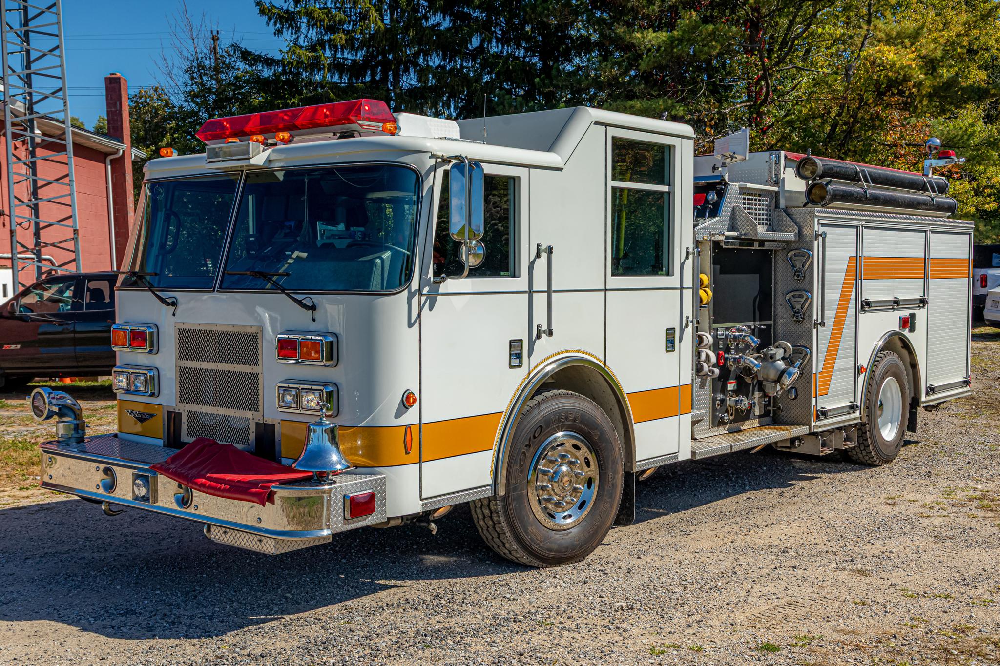 2005 Pierce Contender Pumper - image 1